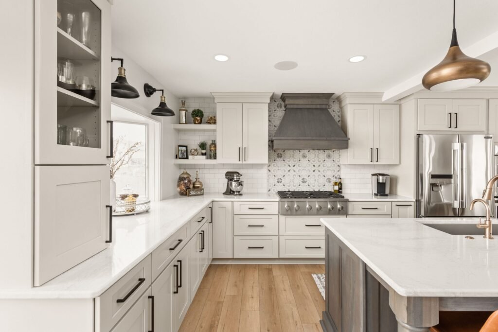 10 Brilliant Tiny Kitchen Living Space Hacks for Studio Apartments