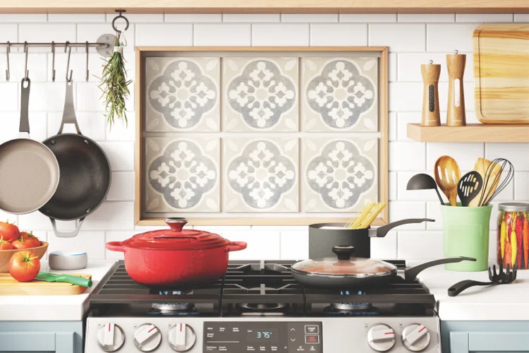8 Essential Tiny Kitchen Living Storage Tools That Organize Everything