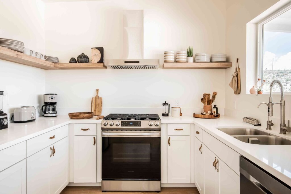 Are Clear Storage Containers Worth It in Small Kitchens?
